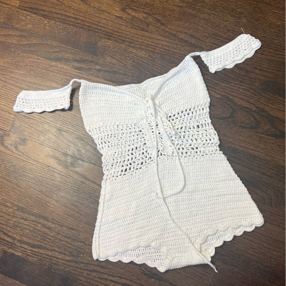 Absolutely stunning Hand Crochet romper or bathing suit! White cotton yarn small - Picture 3 of 13